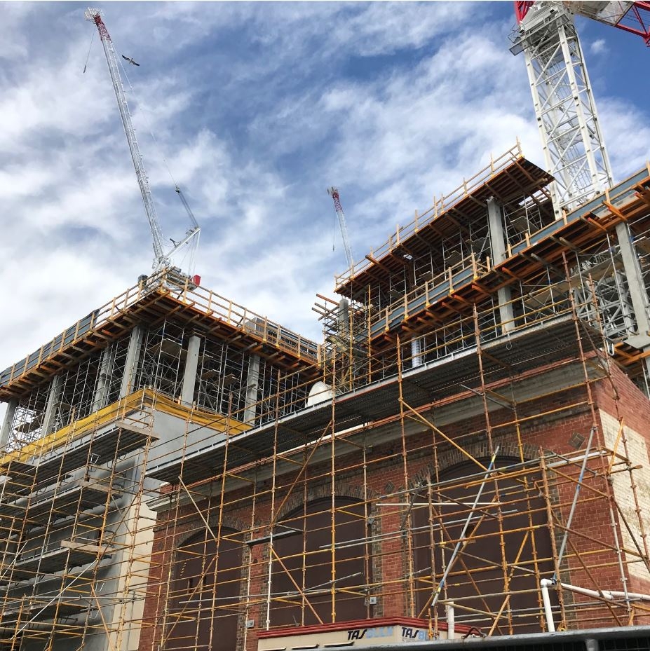 The heritage-listed Hedberg Brothers Garage under construction (Feb 2019)