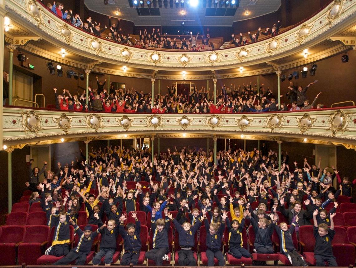 Applause - Local School Children at Show on Theatre Royak Main Stage Applause - Local school children attend show at the Theatre Royal on the Main Stage