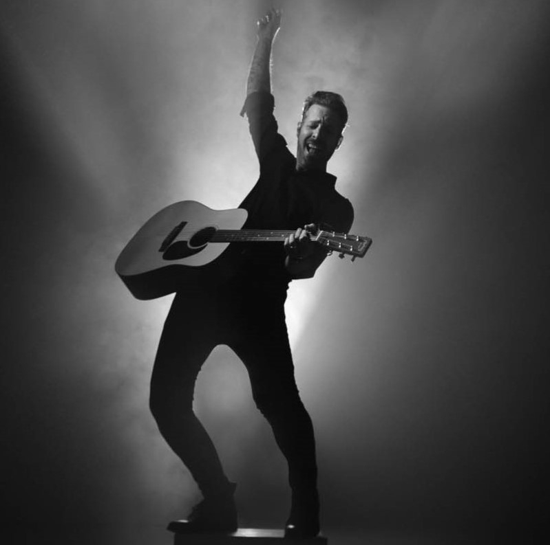 The Best of Bryan Adams Unplugged square cropped The Best of Bryan Adams Unplugged square cropped